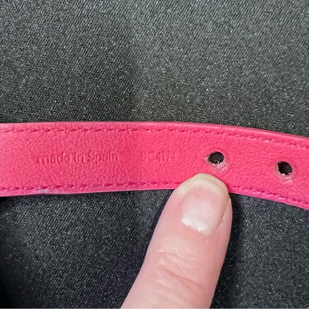 Louis Vuitton Pivoine Epi Leather Handle It Bracelet Size 17 with COA‎ - Picture 9 of 12